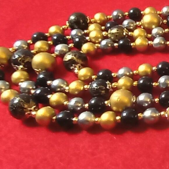 Vintage Japan Four Strand Black & Gold Beaded Necklace Granny Chic - Picture 4 of 6